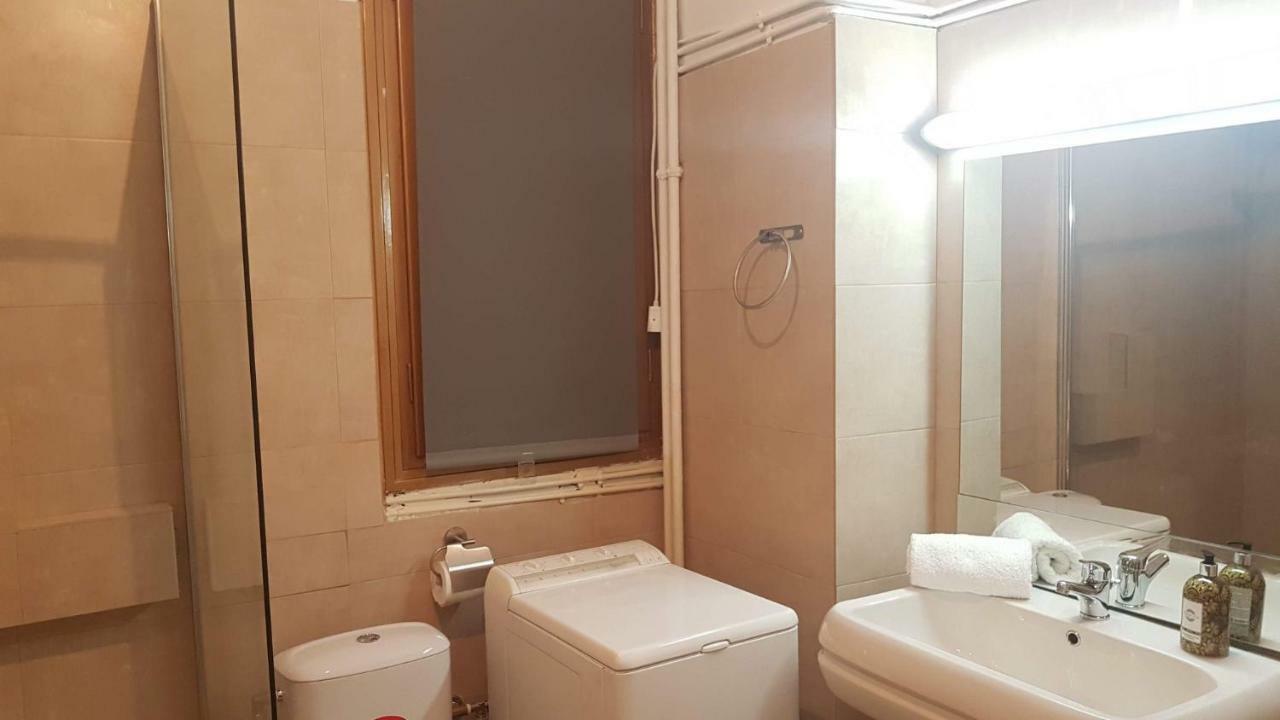 Violet Errathens Apartment - Athens Center, 7 Bd, 3 Bath Εξωτερικό φωτογραφία
