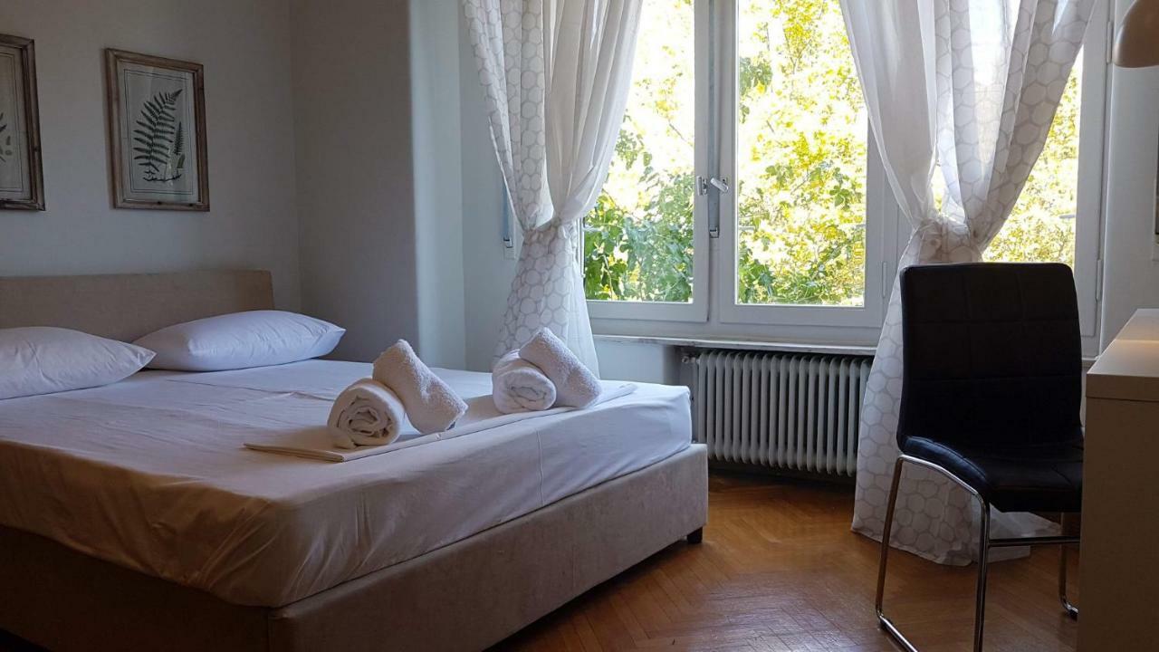 Violet Errathens Apartment - Athens Center, 7 Bd, 3 Bath Εξωτερικό φωτογραφία
