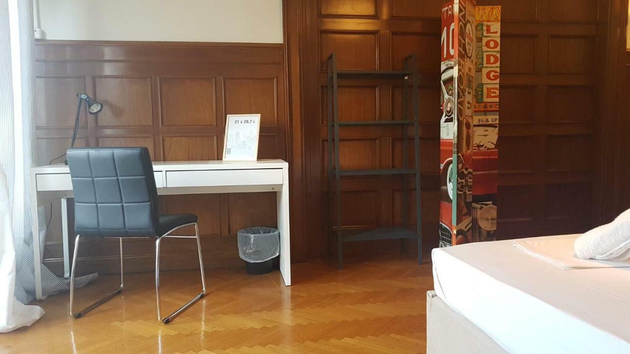 Violet Errathens Apartment - Athens Center, 7 Bd, 3 Bath Εξωτερικό φωτογραφία