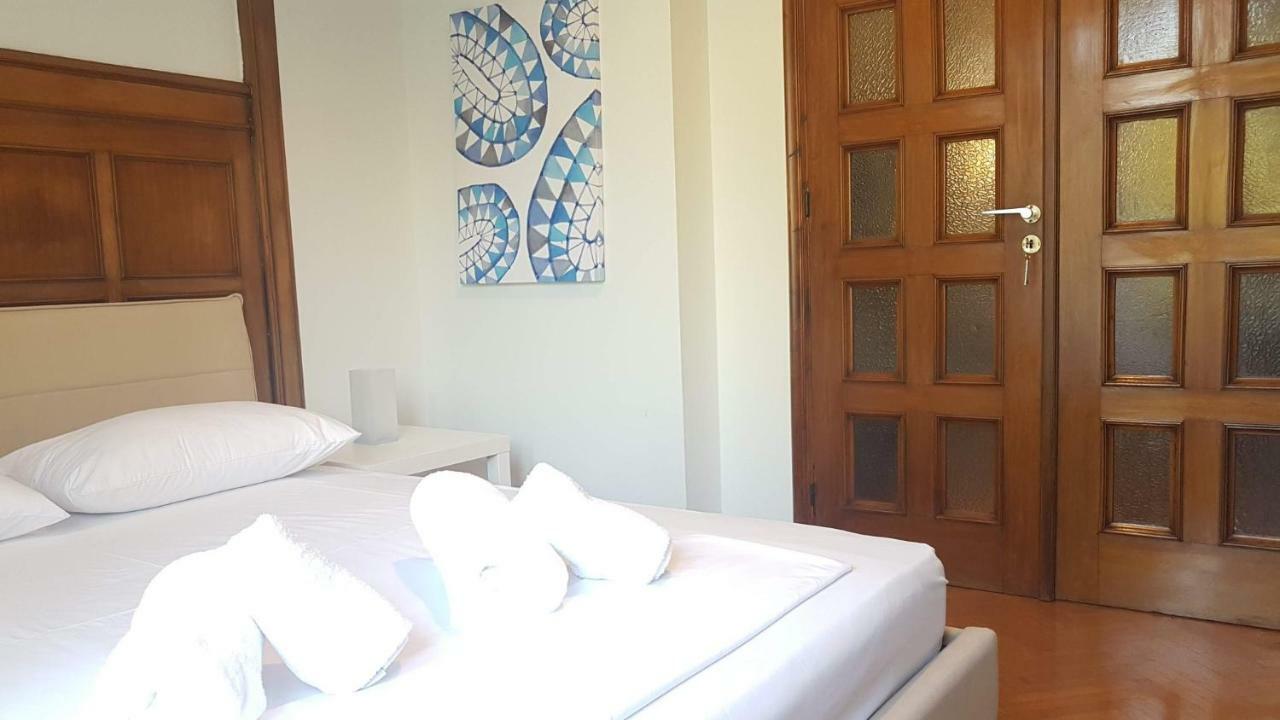 Violet Errathens Apartment - Athens Center, 7 Bd, 3 Bath Εξωτερικό φωτογραφία