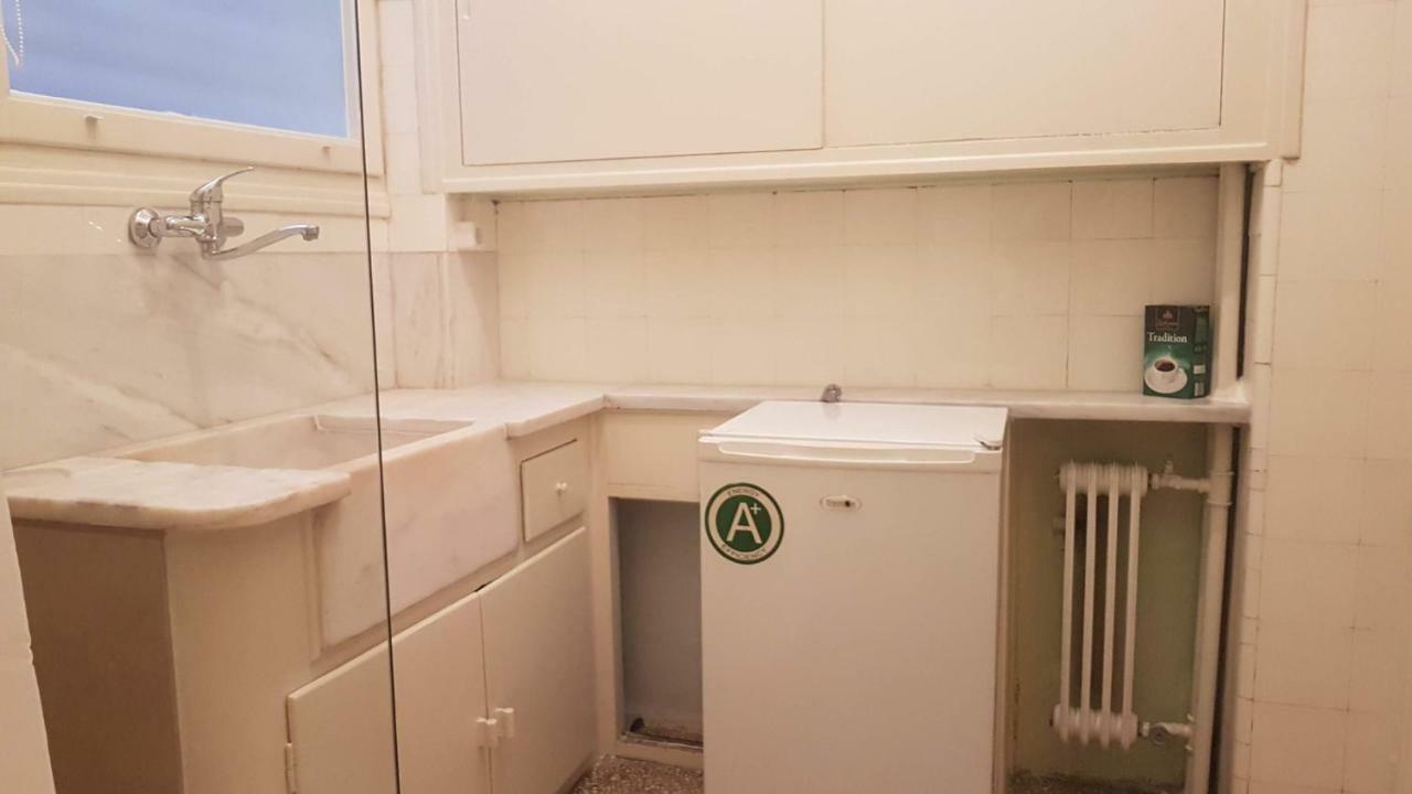 Violet Errathens Apartment - Athens Center, 7 Bd, 3 Bath Εξωτερικό φωτογραφία
