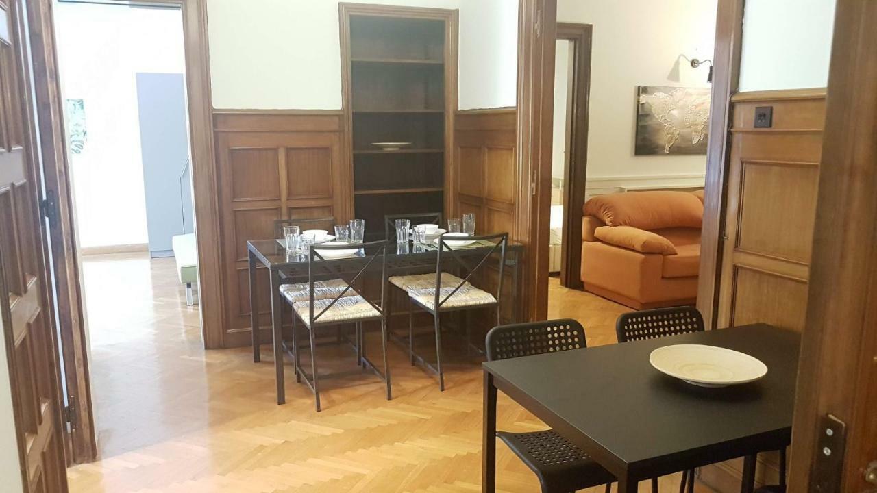 Violet Errathens Apartment - Athens Center, 7 Bd, 3 Bath Εξωτερικό φωτογραφία