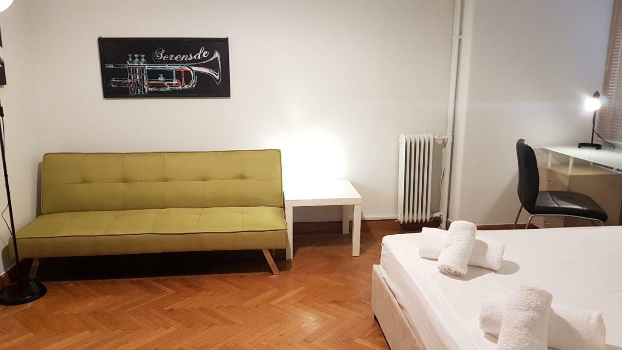 Violet Errathens Apartment - Athens Center, 7 Bd, 3 Bath Εξωτερικό φωτογραφία