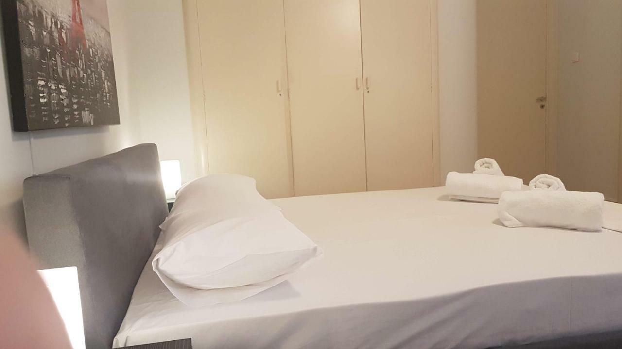 Violet Errathens Apartment - Athens Center, 7 Bd, 3 Bath Εξωτερικό φωτογραφία